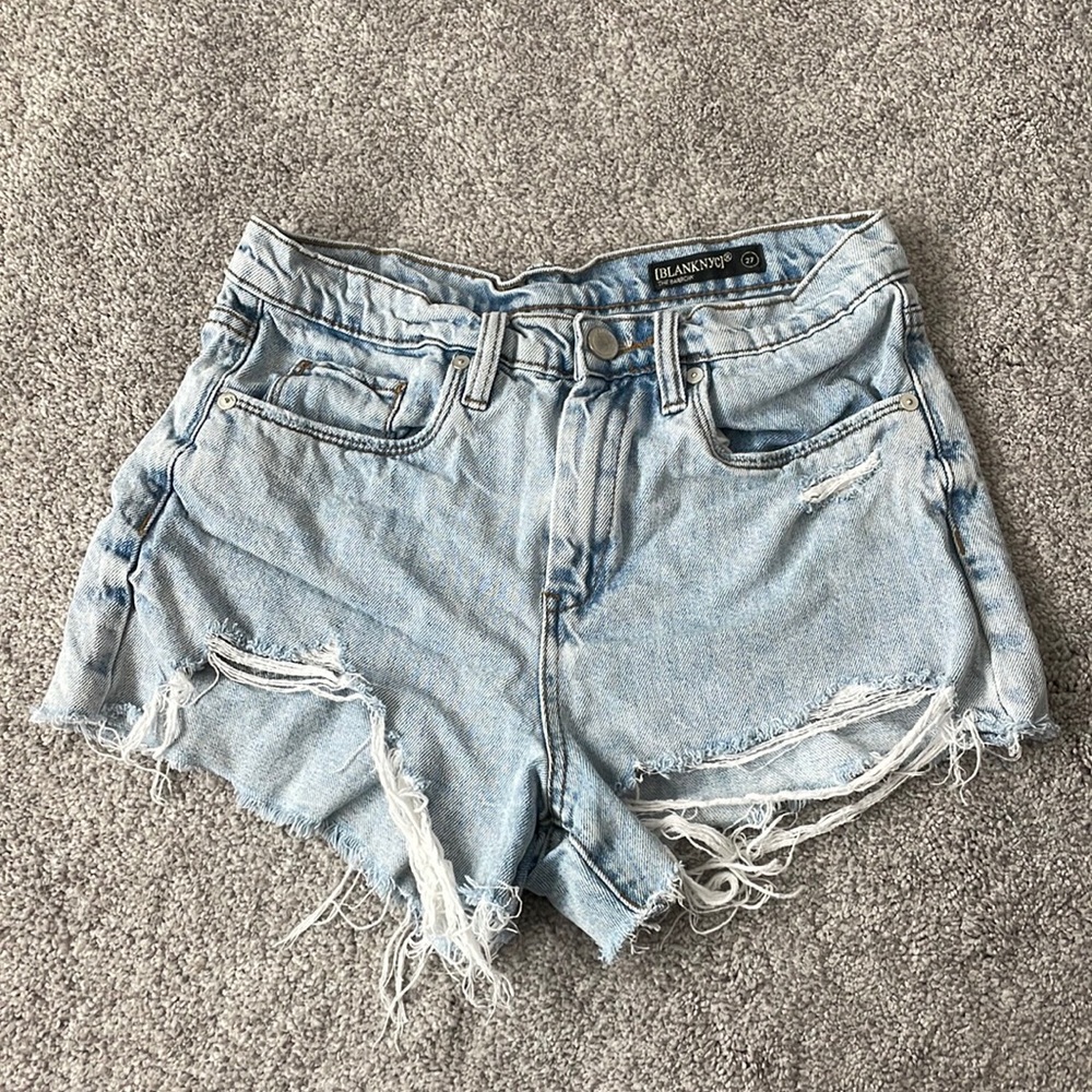 Blank NYC The Barrow denim shorts Size 27